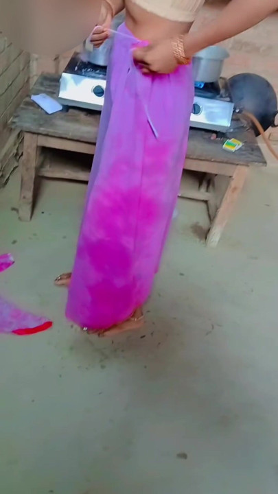 Sister-in-law played Holi with brother-in-law and had sex with hot sister-in-law. 
Indian Desi Bhabhi Sex Village Indian Devar Bhabhi Hot Sex 
On the day of Holi, brother-in-law and sister-in-law