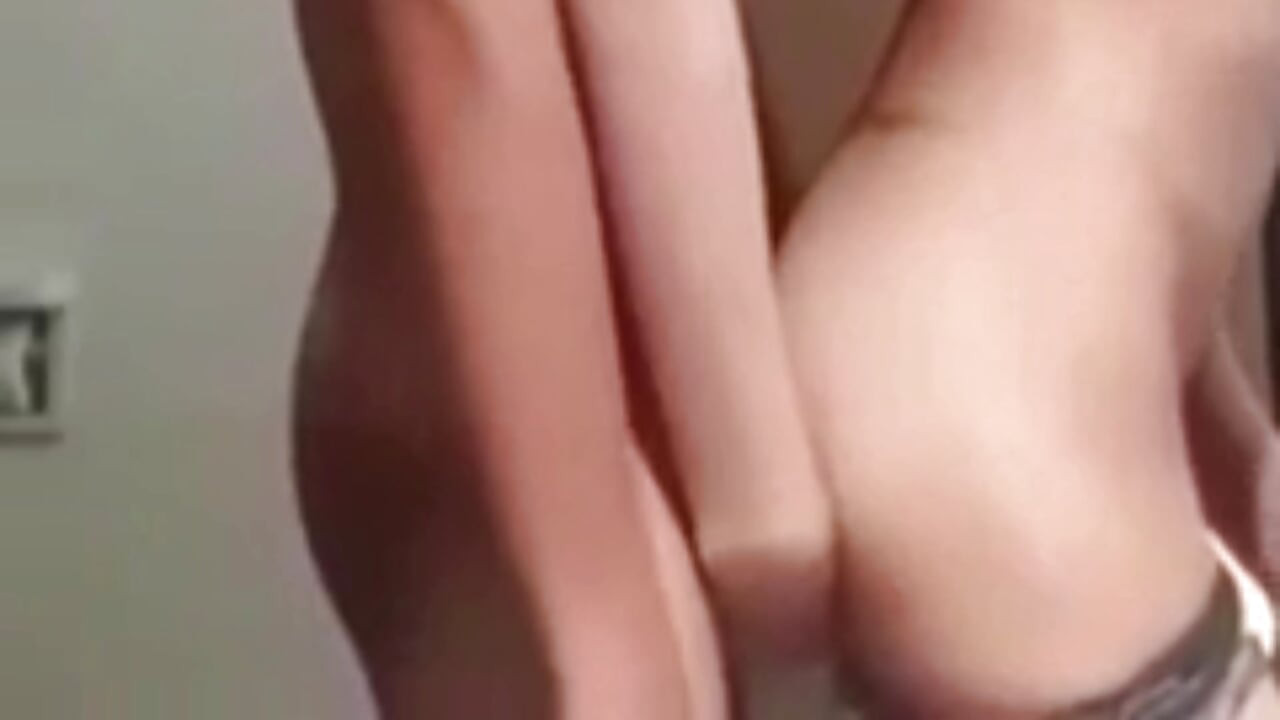 Изживейте най-горещата азиатска последователност със свършване вътре със секси