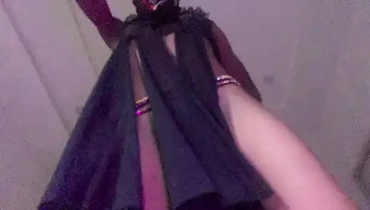 Ağır çekim zenci genç seksi dans ıslak amcık yakın çekim