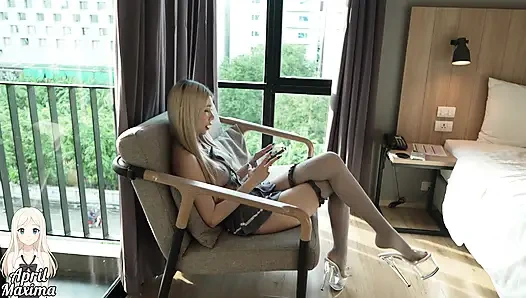 April Maxima Nutaku Fantasy: Gamer Girl Goes Wild in 4K