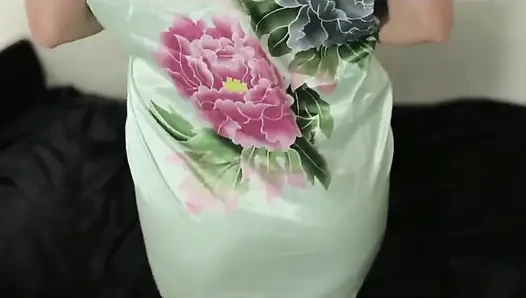 Indische muslimische hijab Satin in dessous, dicker arsch, creampie doggystyle