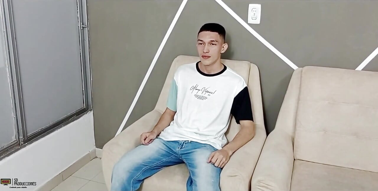 In Casting I Have the Opportunity to Fuck the Beautiful Vayolet Fox's Pussy