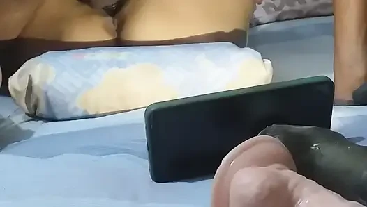 ich genieße es, ihre nasse muschi zu essen