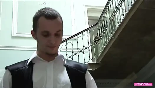 Sürtük üniversiteli esmer için anal dölleme