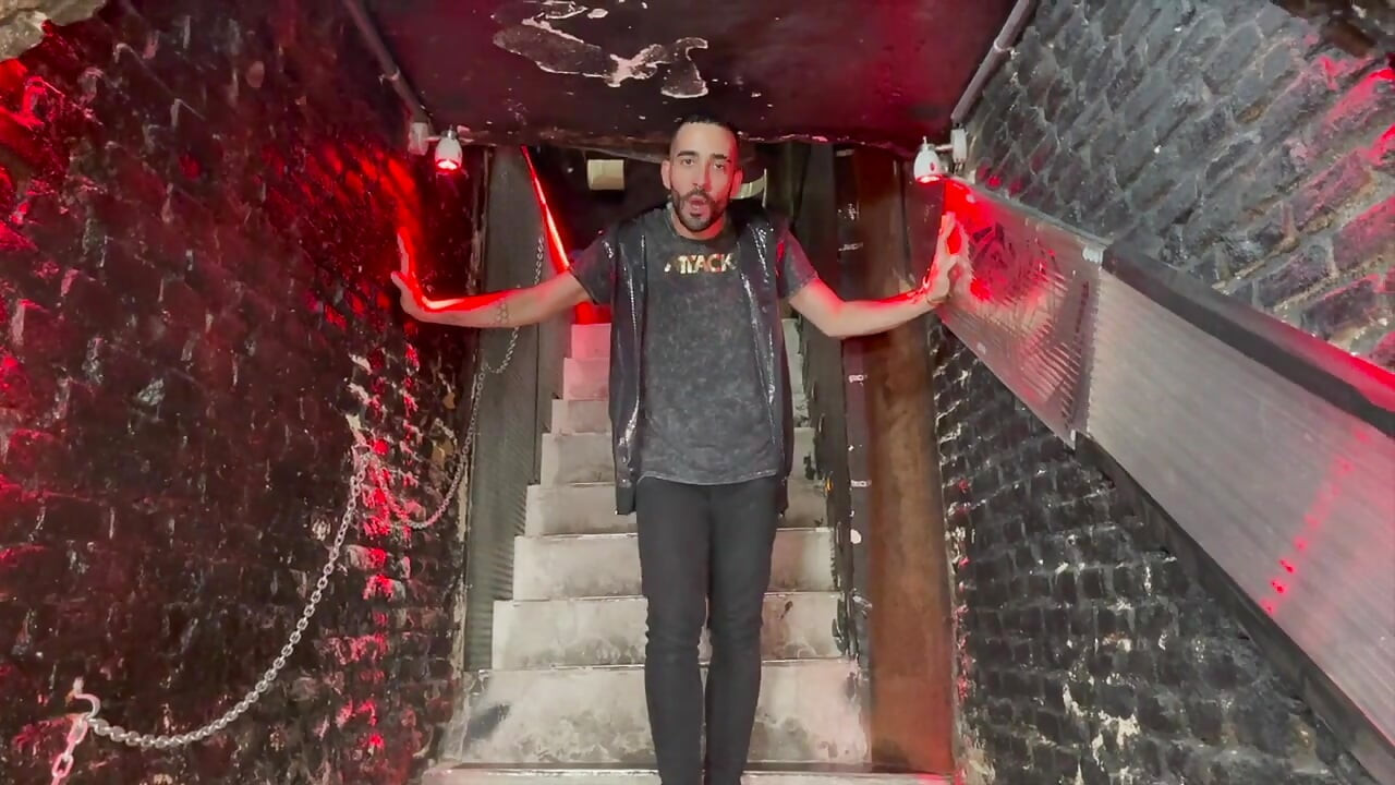 Kd lagarto je jebana sirova od strane kurca sa velikim sisama Aleksis Klark