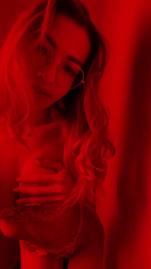 I’m the reason your screen’s overheating🔥