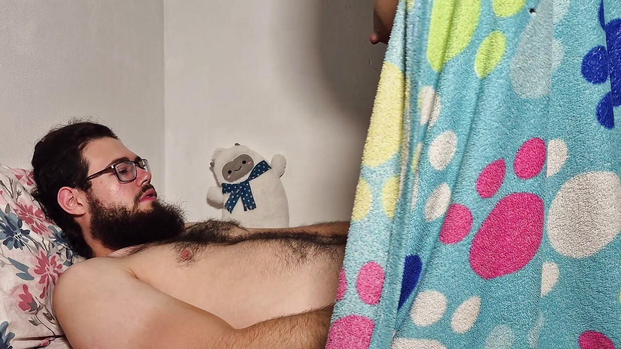 My girlfriend invited me to fuck her best friend and here is the result of this fuck