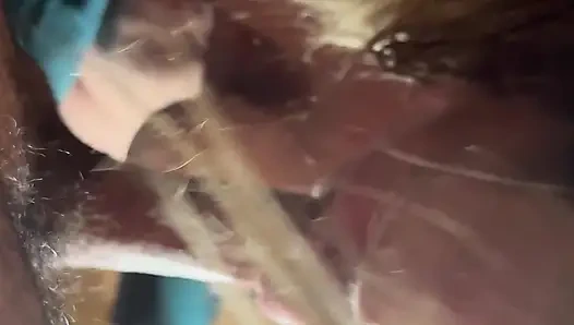 Пара начинается с мастурбации, затем дева глотает порцию спермы