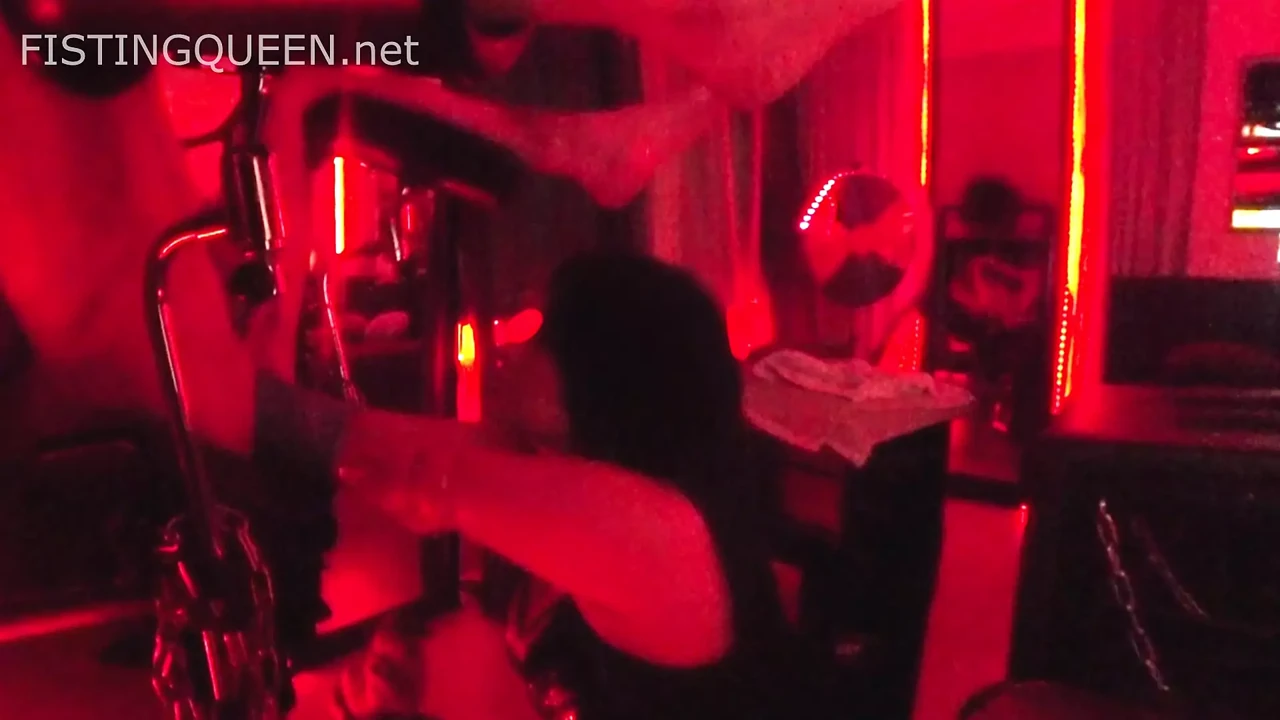 Extreme Deep Anal Fisting Double Anal over elbow in Gyno Chair by Lady Sofia