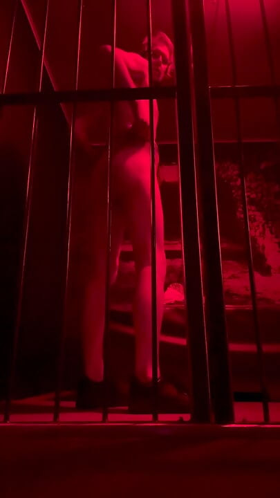 Dançando ao redor
