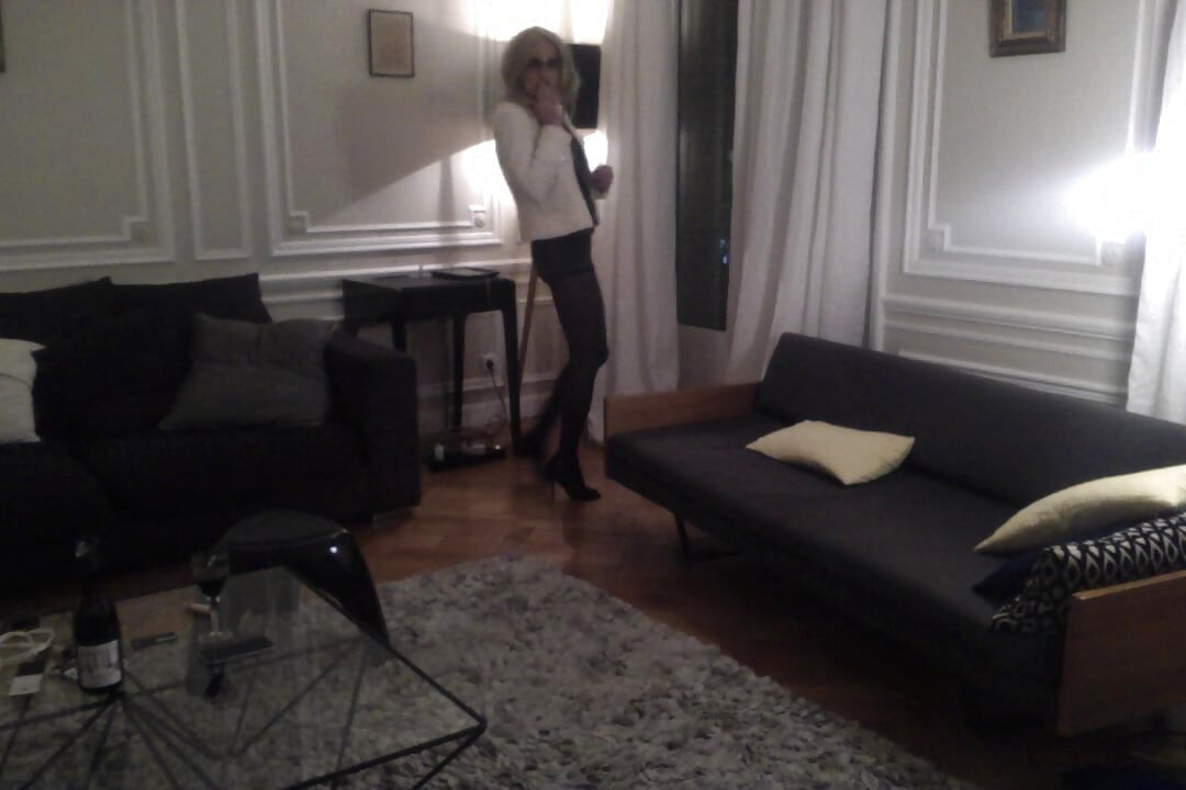 crossdresser sissy pantyhose cock show