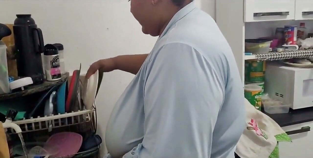 Stepmother, Let's Fuck in the Kitchen? (she Took a Lot of Cum in Her Mouth)