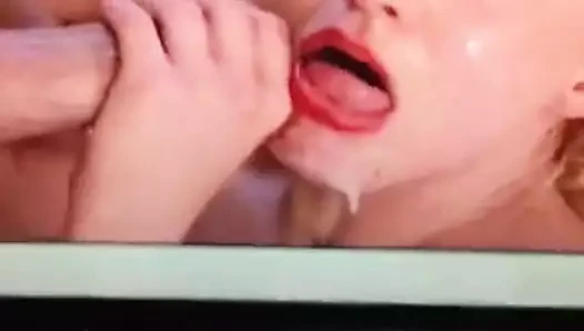 bukkake per la splendida puttana mariangela