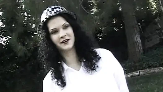 Interrassische kız öğrenci yurdu bash: heiße lesbenaction