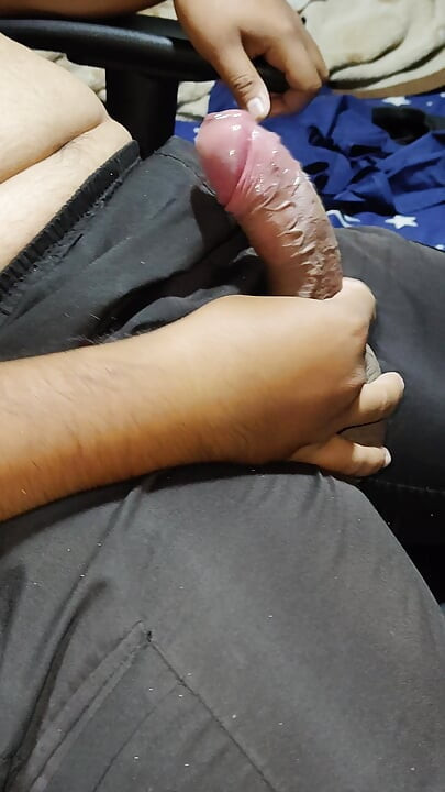 I came home from work and sat down to to cum.
