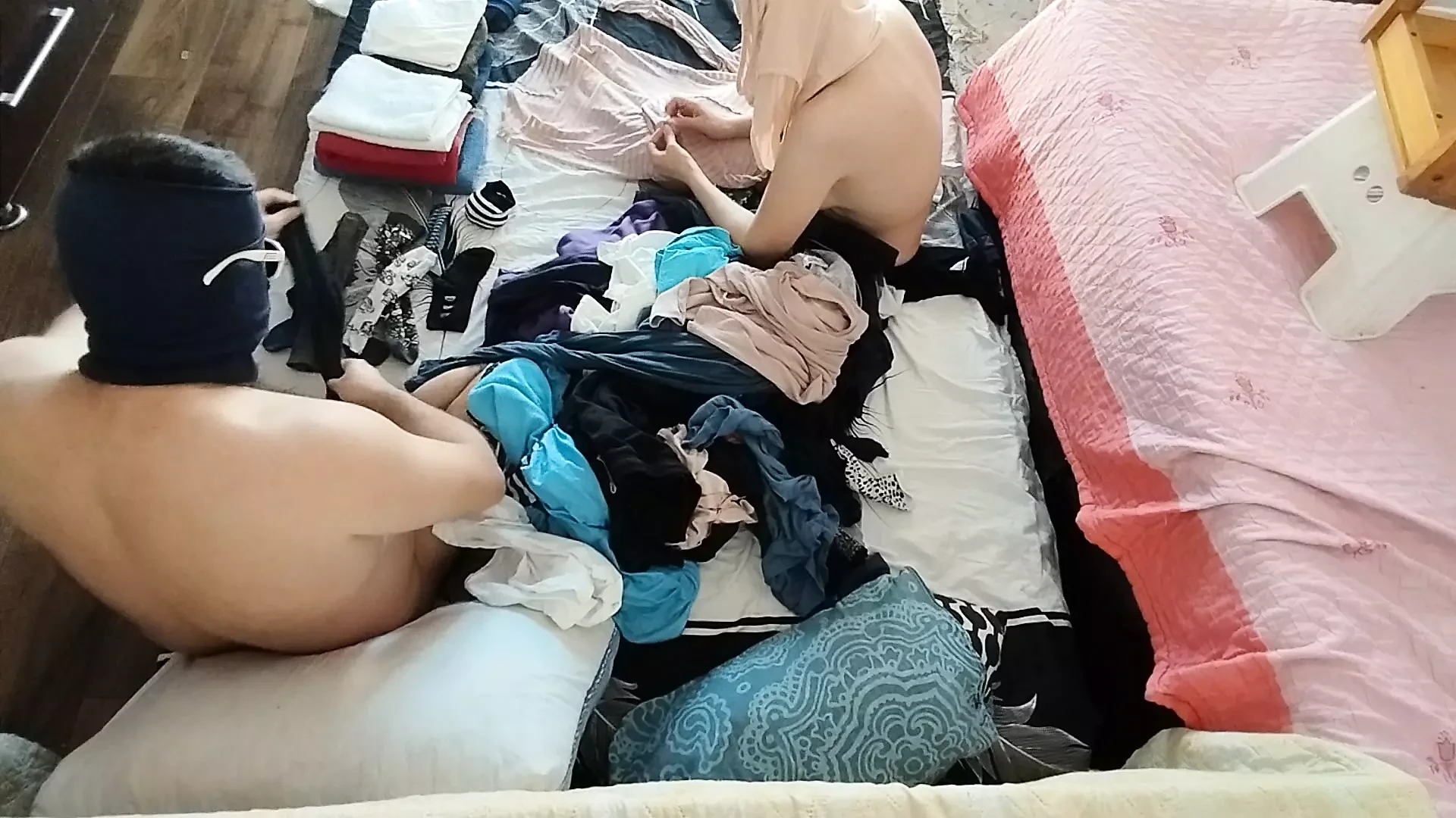 Amateur couple having fun in the bedroom. Sexy amateur wife sensually licks ice cream. Sexy wife serves breakfast in the bedroom