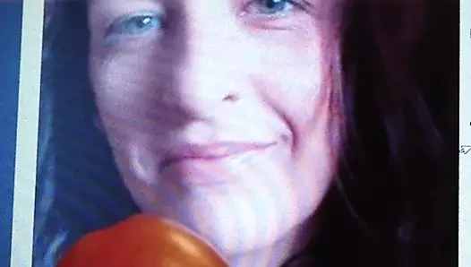 boşalmak triute kız