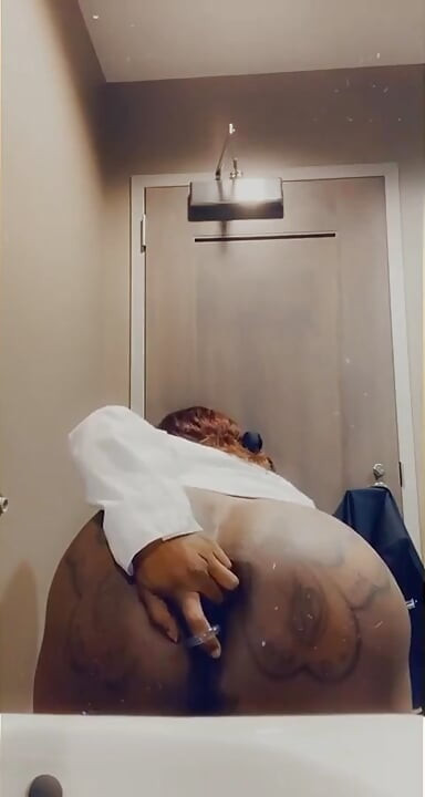 Slutty work show