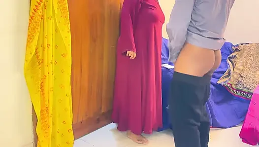 Hintli büyük götlü teyze dükkanda terzi tarafından sikiliyor bölüm 2