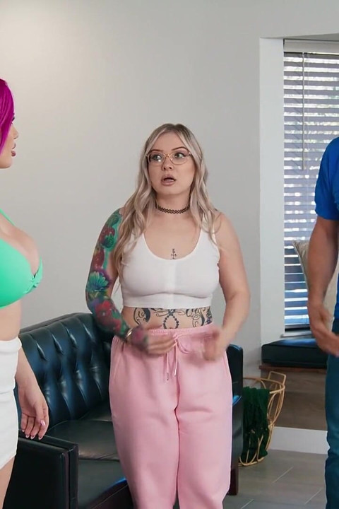 Brazzers - Lily Lou Live by the Moto Open Your Legs, Not Your Relationship
