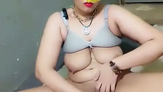 Desi Horny Girl Masturbating