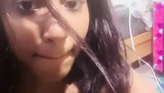 Seksi kız seni bekliyor