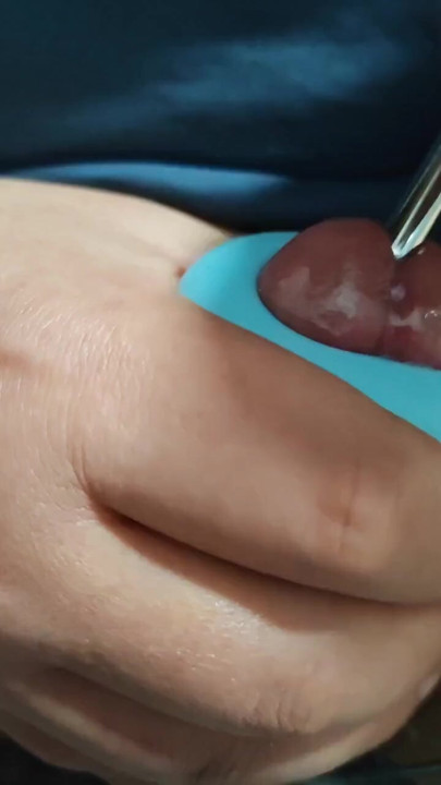 Tiny vibrator | Clip 1