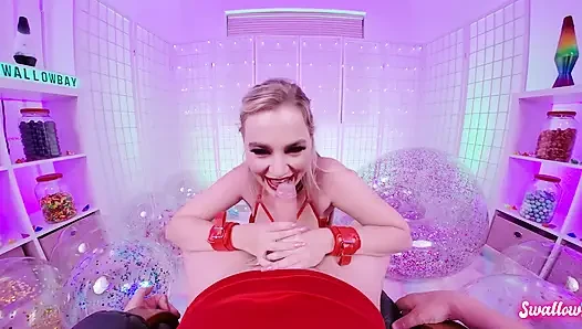 Горячая подруга Blake Blossom обожает сосать твой хуй
