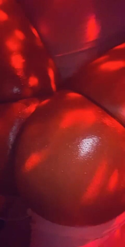 Oiled Up for my White Daddy