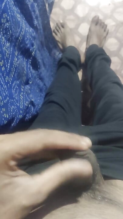 أنا أضحي بزبي من أجل شبابك