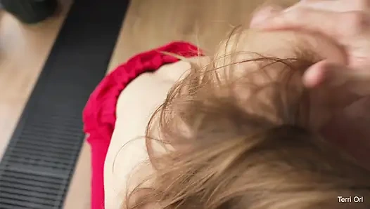 The horny wife was late for the concert because she wanted to suck a big dick and got cum in her pussy - he came twice