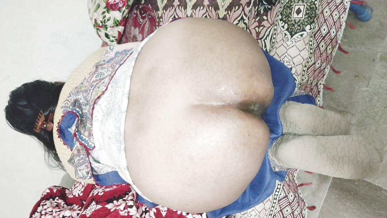Close Up Anal Desi Randi Hot Sex Mms Video