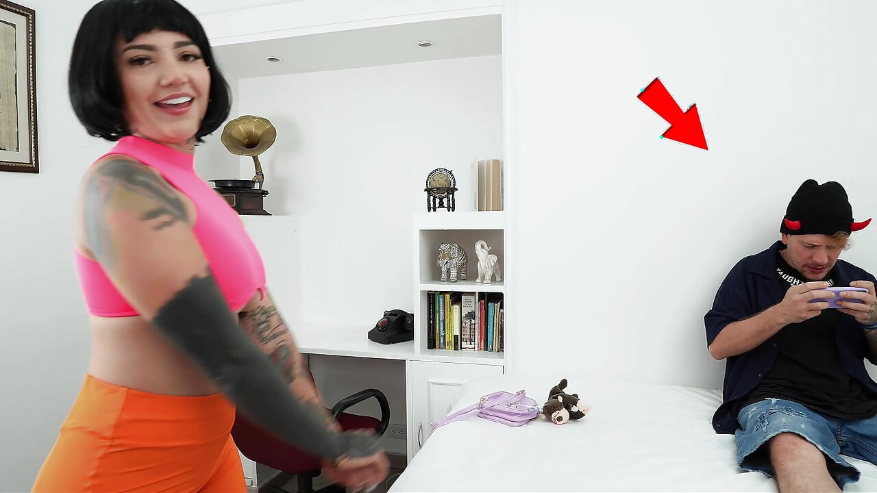 Dora La Folladora E O Mistério Do Pau Gigante De Diego