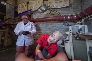 The Weird Dentist VR