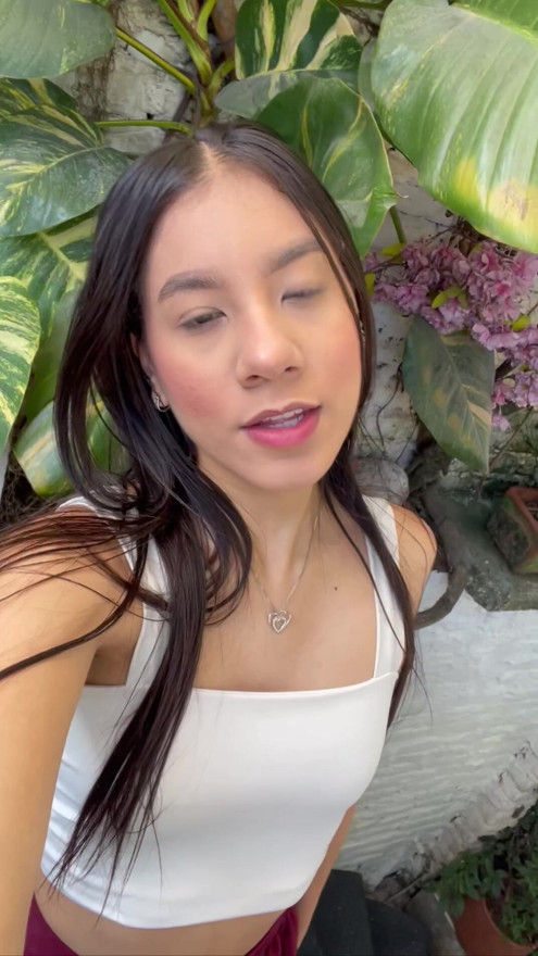 it’s midweek already, and I’m so happy to share this Wednesday with you.