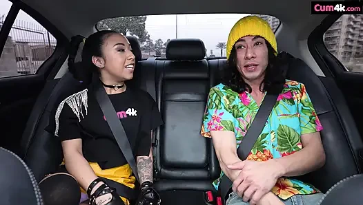 Cosplay sürtüğün amına bolca döl atılıyor