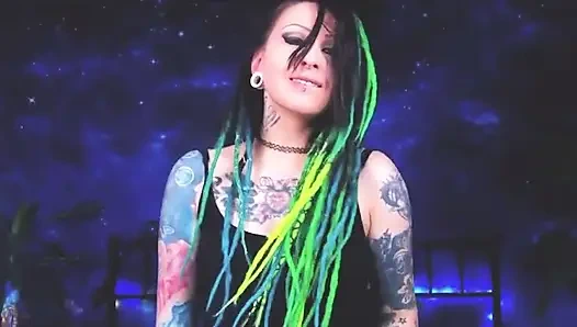 Welcome! Kiss Everyone