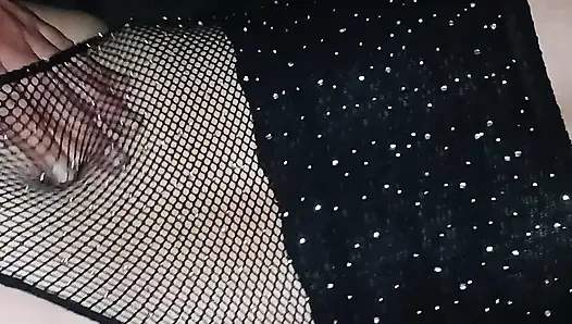 Kakak tiri kacau seperti pelacur, memakai pakaian dalam seksi untuk saya