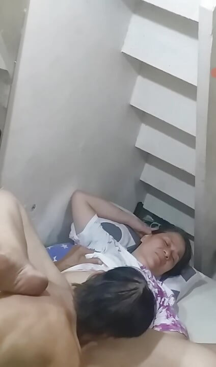 パート2 彼女がもっとアソコを舐めてほしいお願いをする