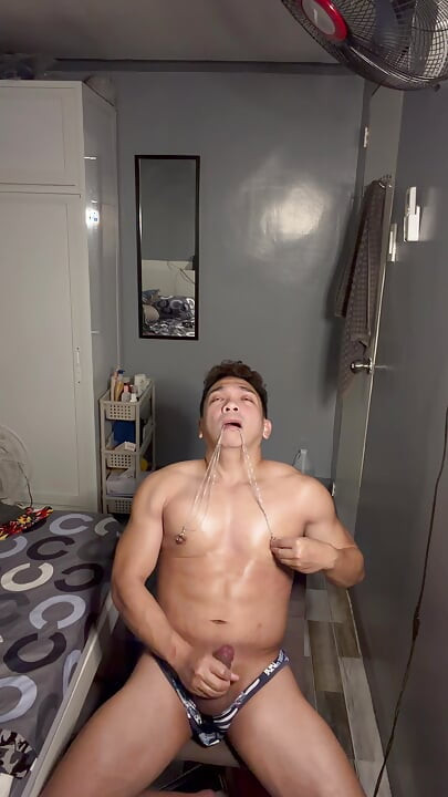 BDSM Pinoy Muscle Twink Nipple Play Cumshot