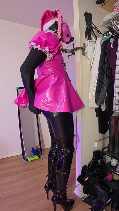 แม่บ้านน้องสาวหนีการถูกมัดตัวเองแต่เนิ่นๆ คลิป 1