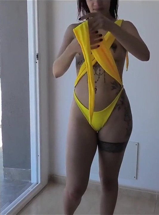 Shana Grimoire X Solougo, Oiled Bikini Massage on the Rooftop, Day 17