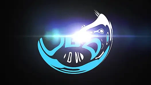 Наташа носит сексуальное розовое и черное нижнее белье