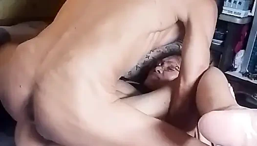 Cewek itu muncrat berkali-kali dan dia merasakan kepuasan yang dia dapatkan dari kontol dan ruang bawah tanahku