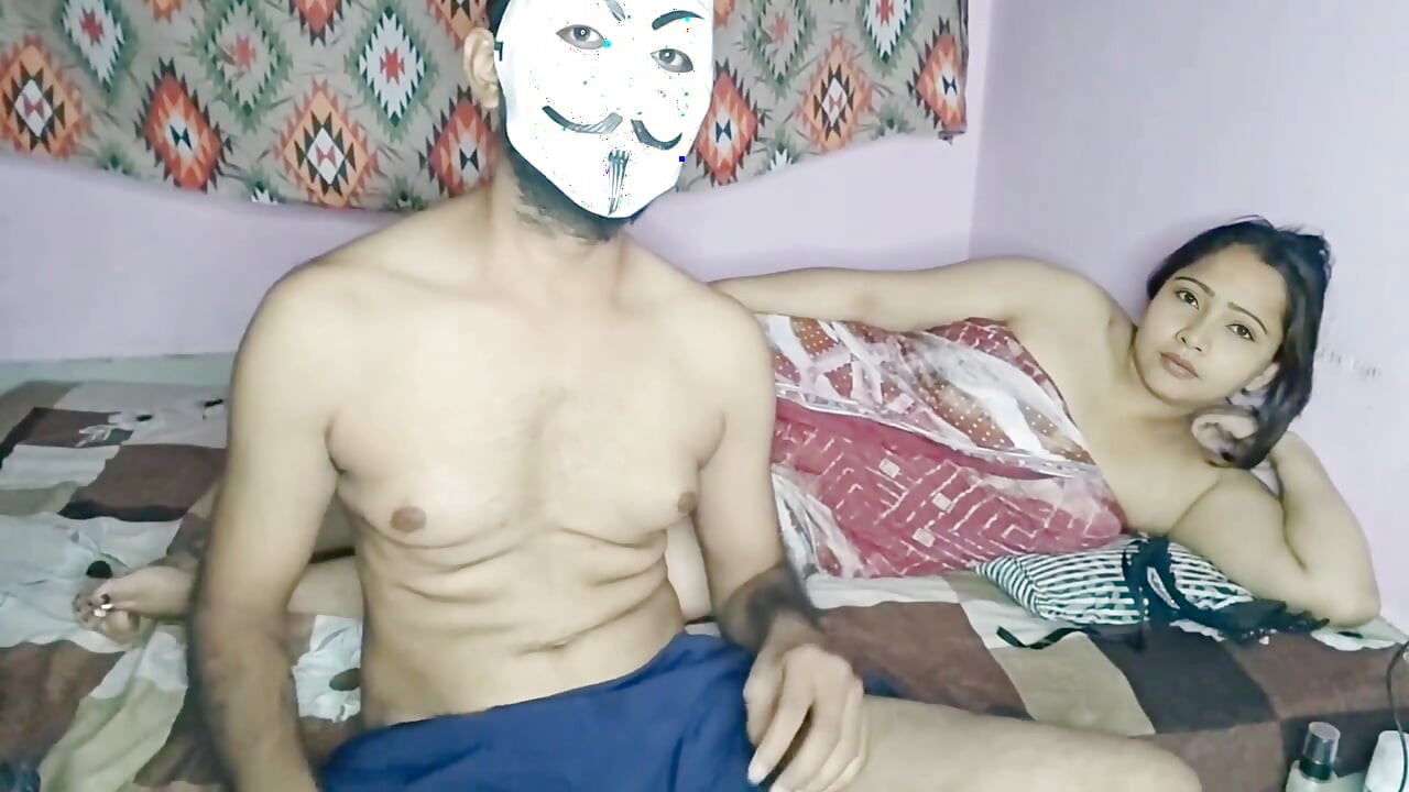 Quente indiana esposa vendida por seu marido para seu amigo para sexo
