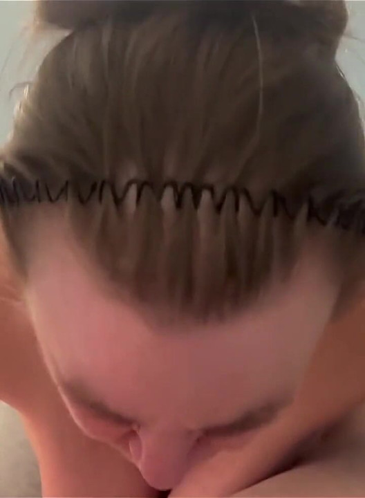 I Love Sucking Dick and Letting Him Blow His Hot Load Down My Throat!