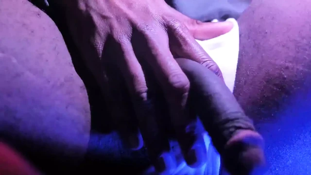 Nice Lights, Nice Dick