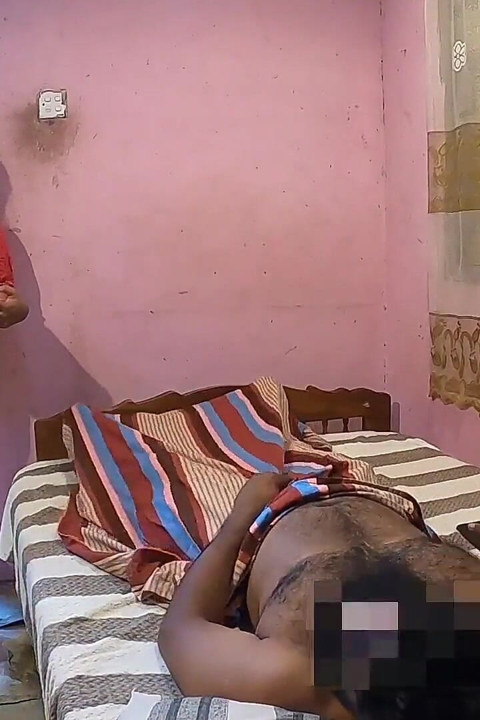 Stepmom Catches Her Stepson Watching Porn and Give Him a Helping Hand.so She Decided to Blowjob Him.(full Video)