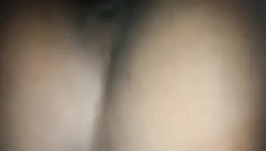 Gece evde karımla sikişiyorum