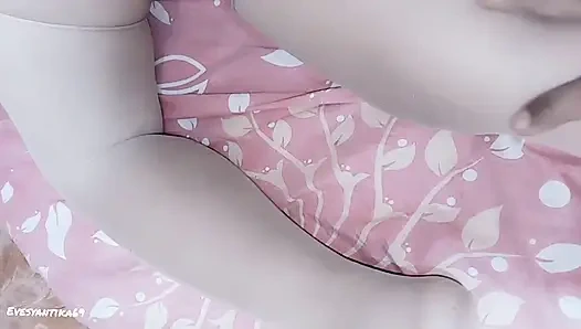 Индо порно. Трахаю девушку с гладким телом в первый раз с ношением чулок